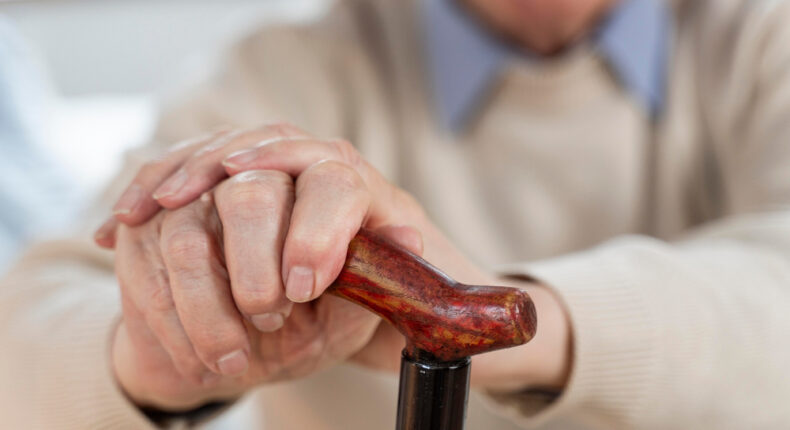 Le nombre de centenaires explose en France. Crédits Freepik